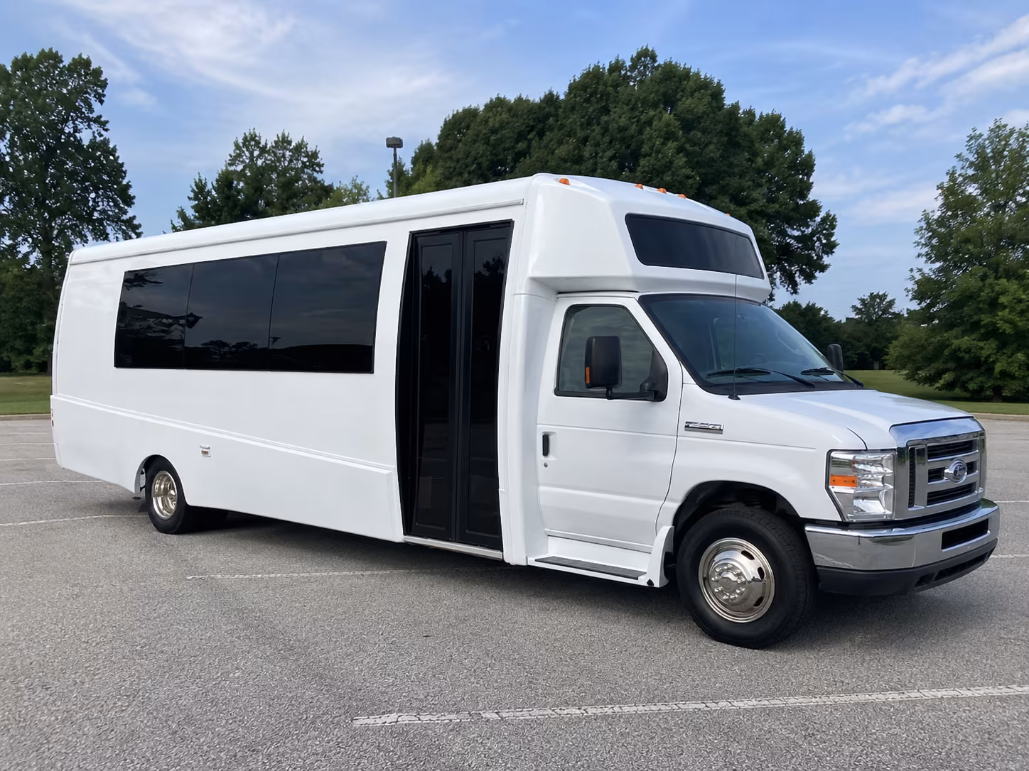 st peters 18 passenger party bus